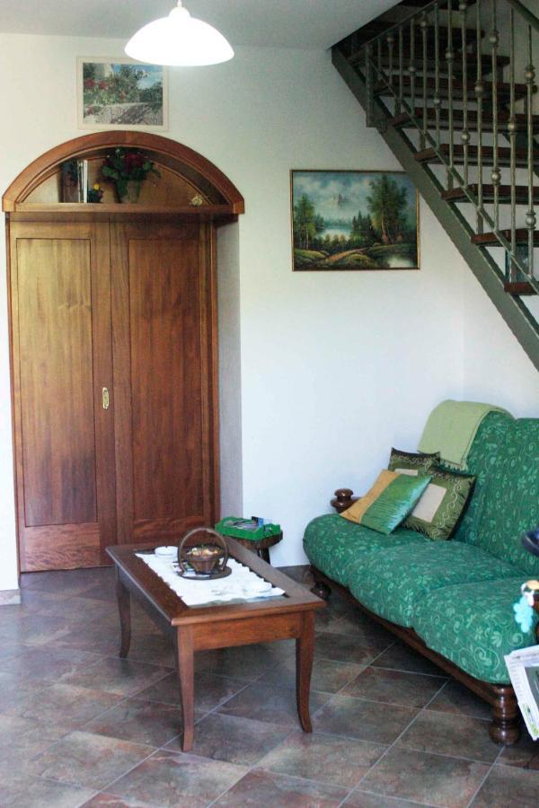 Santadi B&B S'Arrosa Antiga المظهر الخارجي الصورة